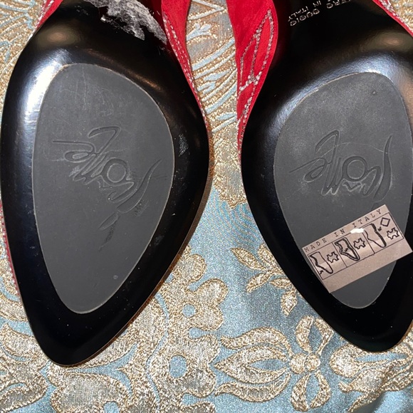 Red suede crystal embellished heels - Picture 6 of 7